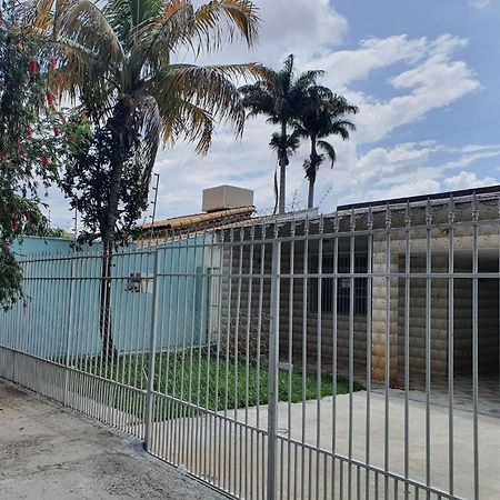 Hostel Umuarama Uberlândia Dış mekan fotoğraf